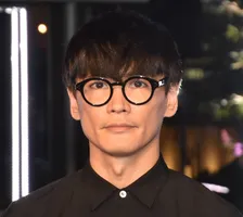 サカナクション山口一郎、“持病”の再発を報告「僕の場合、群発頭痛は2～3年周期で発症し、一度群発期に入ると、2ヶ月ほど続きます」　8日から全国ツアースタート