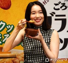 飯豊まりえ、朝からたっぷり食事「食べられなかったら落ち込む」　ジムのトレーナーから“咀嚼”指導も