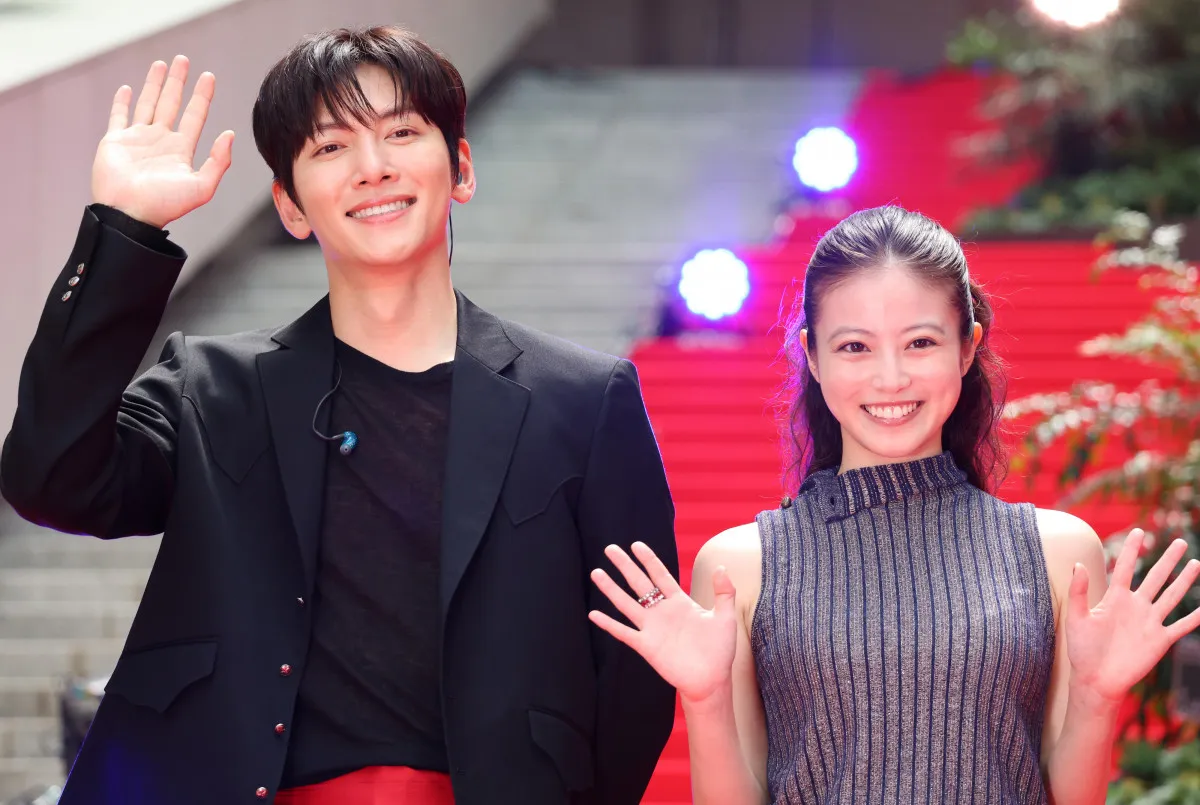 今田美桜、ドラマ撮影で何度も転倒　チ・チャンウクも心配「毎日お祈りしていました」
