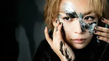 なにわ男子・大西流星、黒＆ピンクのメイクで“2種の美”披露　『ブレス』特別映像＆ビジュアル解禁