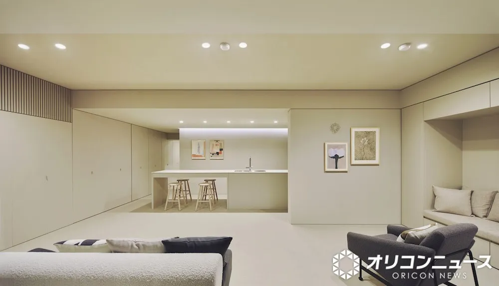 無印良品、築36年マンションをフルリノベ　ダイニングからつながるキッチン＆「隠す収納」も