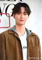 野村康太、抜群スタイル生かした秋コーデ　スキンケアグッズは「常に持ち歩いている」