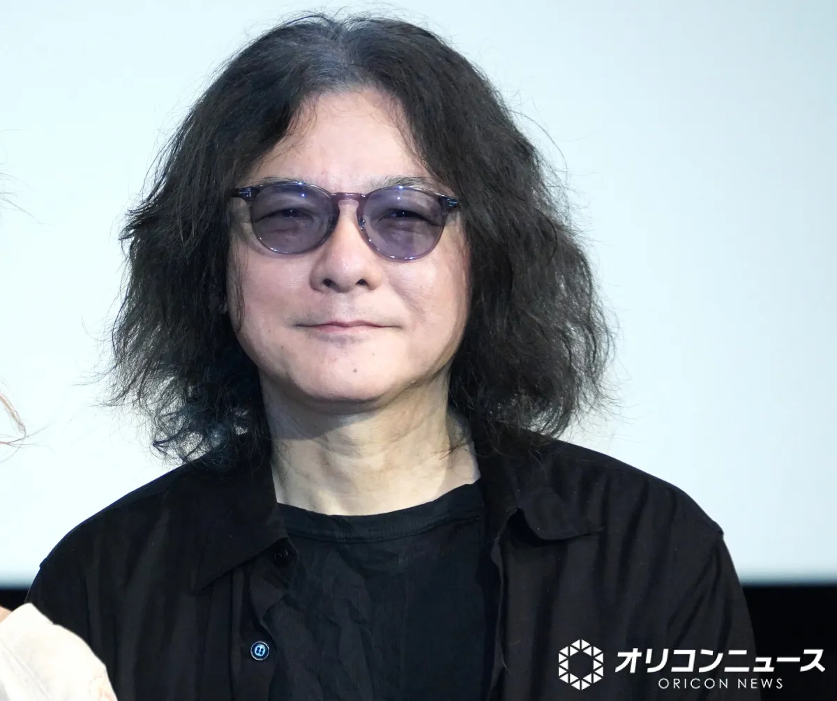 岩井俊二監督、『スワロウテイル』キャスト4人との再会に感無量「みんなでここに立てたことを誇りに思います」