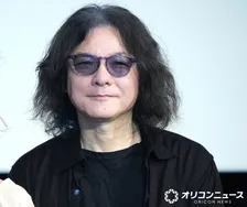 岩井俊二監督、『スワロウテイル』キャスト4人との再会に感無量「みんなでここに立てたことを誇りに思います」