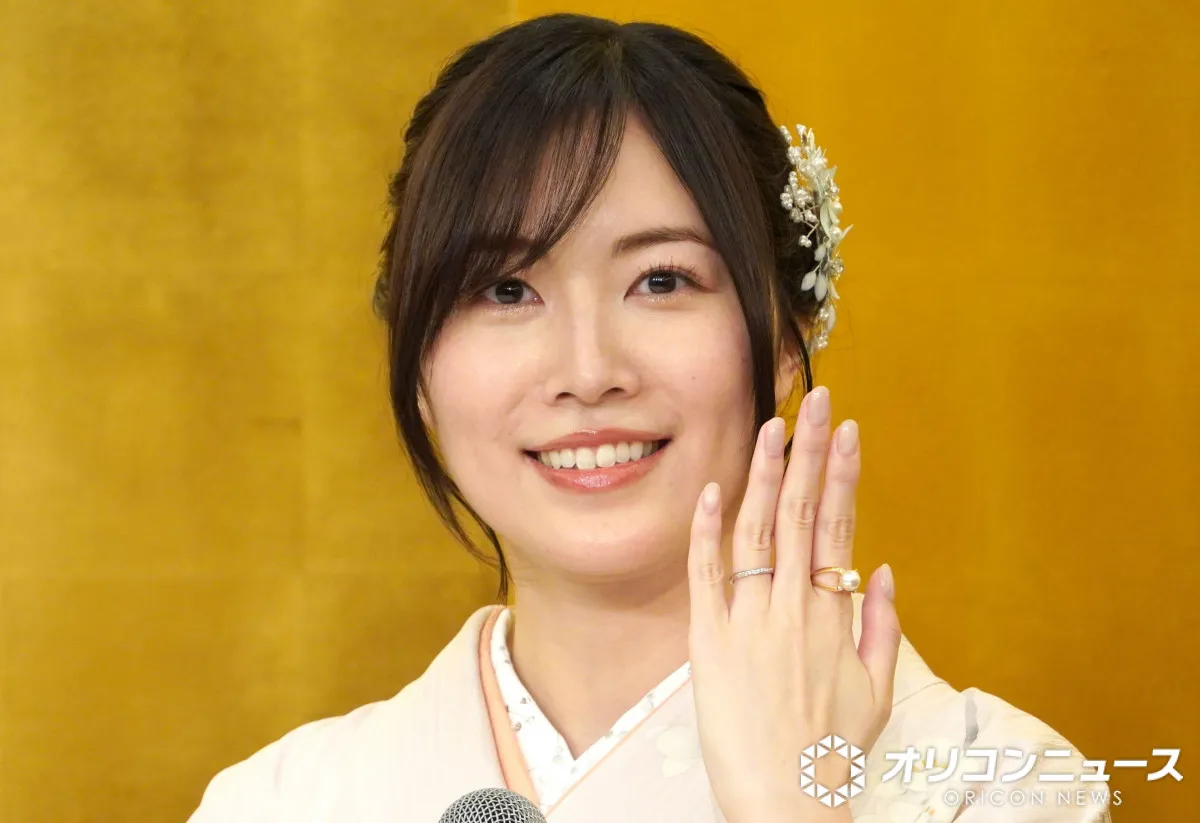 松井珠理奈、新婚夫と“エプロン姿”で笑顔の2ショット「幸せそう」「初々しくていいね」