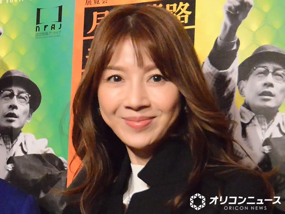 「夏の思い出」君島十和子、夫との“顔出し”2ショット公開　カジュアルな装いに「オシャレ夫婦」「美男美女」の声