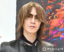 LUNA SEA・SUGIZO、ラーメン「天下一品」55周年ビジュアル公開　「ステキ～」「正月感ある」