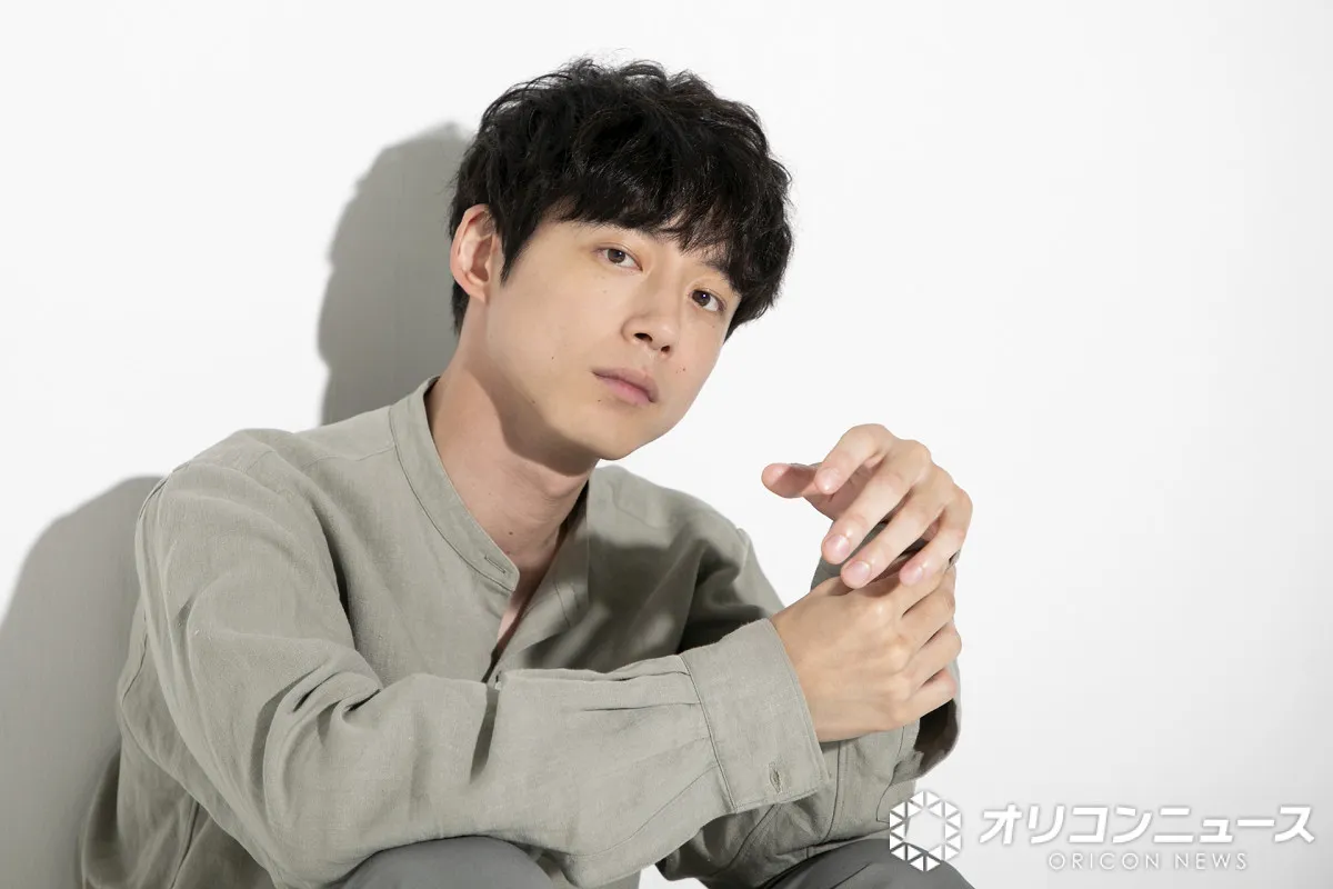 坂口健太郎、一般女性との結婚を発表「俳優として、さらに邁進していきたい」