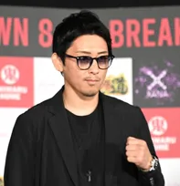 『BreakingDown』人気ファイター、トヨタ“高級セダン”購入を報告　レクサス『RX』からの乗り換えに反響「どう考えても最高の車」「この時代の車は本当にカッコいい」