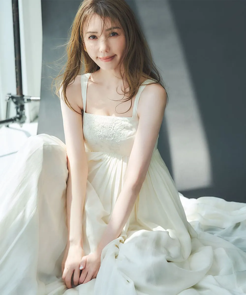 「奇跡の50歳」”美の秘訣”に迫る　美香が『andGIRL PLUS』に登場