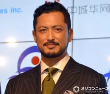 『GTO』28年前の“懐かしの教え子”池内博之＆山崎裕太の2ショットに反響「お二人ともご立派？になられて」「貫禄がつきましたね」「激あつデス」