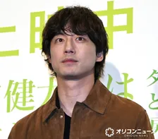坂口健太郎、結婚の電撃発表翌日にイベント　祝福に会釈