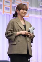 川口春奈、結婚＆妊娠発表後初の公の場で笑顔　ふっくらお腹で主演映画舞台あいさつに登場