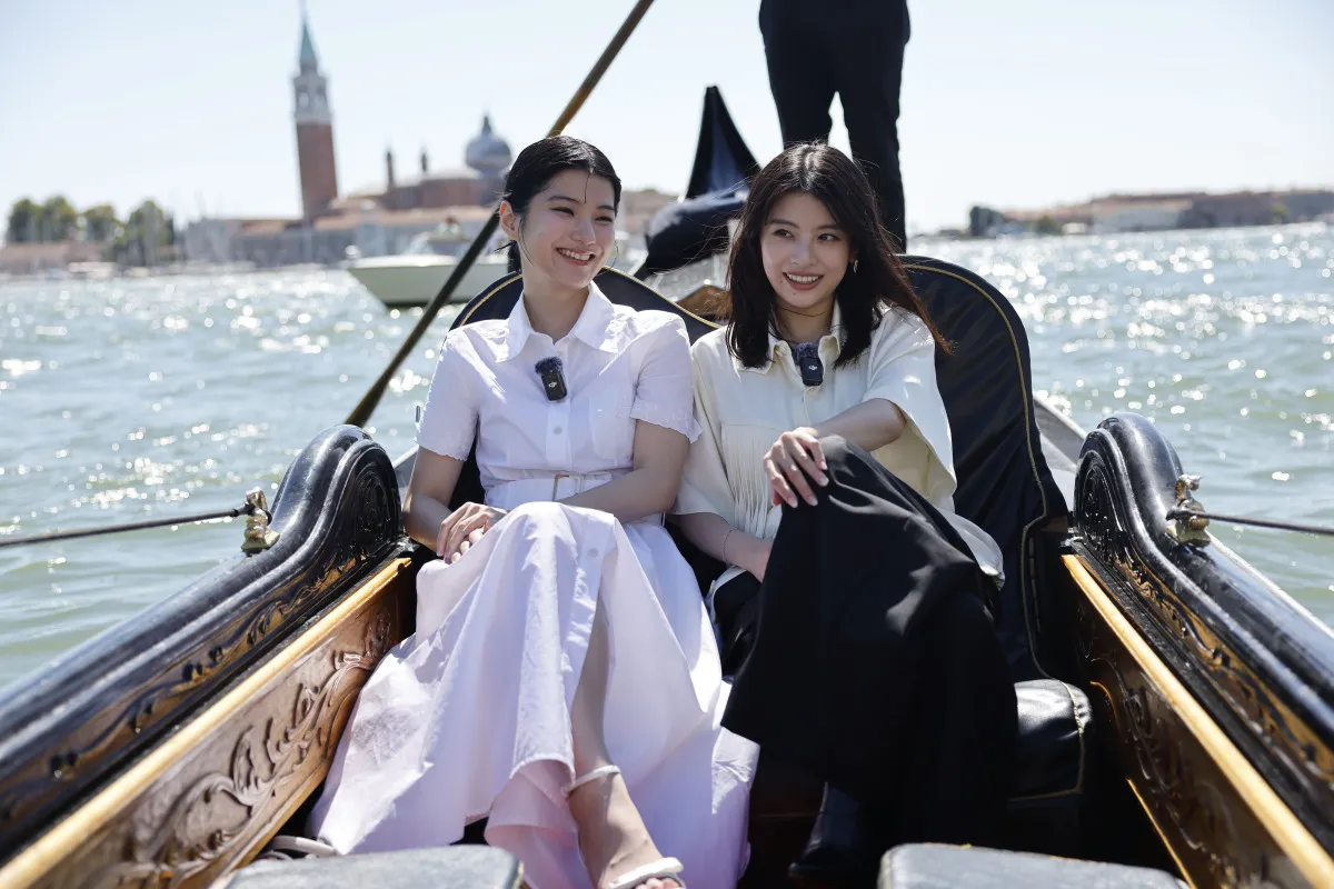 出口夏希＆蒔田彩珠ら『ルックバック』一行がベネチア到着　ゴンドラ＆ジェラートを満喫