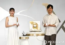綾瀬はるか＆西島秀俊、『SK-II』イベントで共演　『八重の桜』の絆は今も　“はる坊”＆“お兄ちゃん”と呼び合う