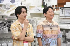 櫻井翔＆有吉弘行、約9年半ぶり2人ロケ　カインズで家事ラクグッズ爆買い