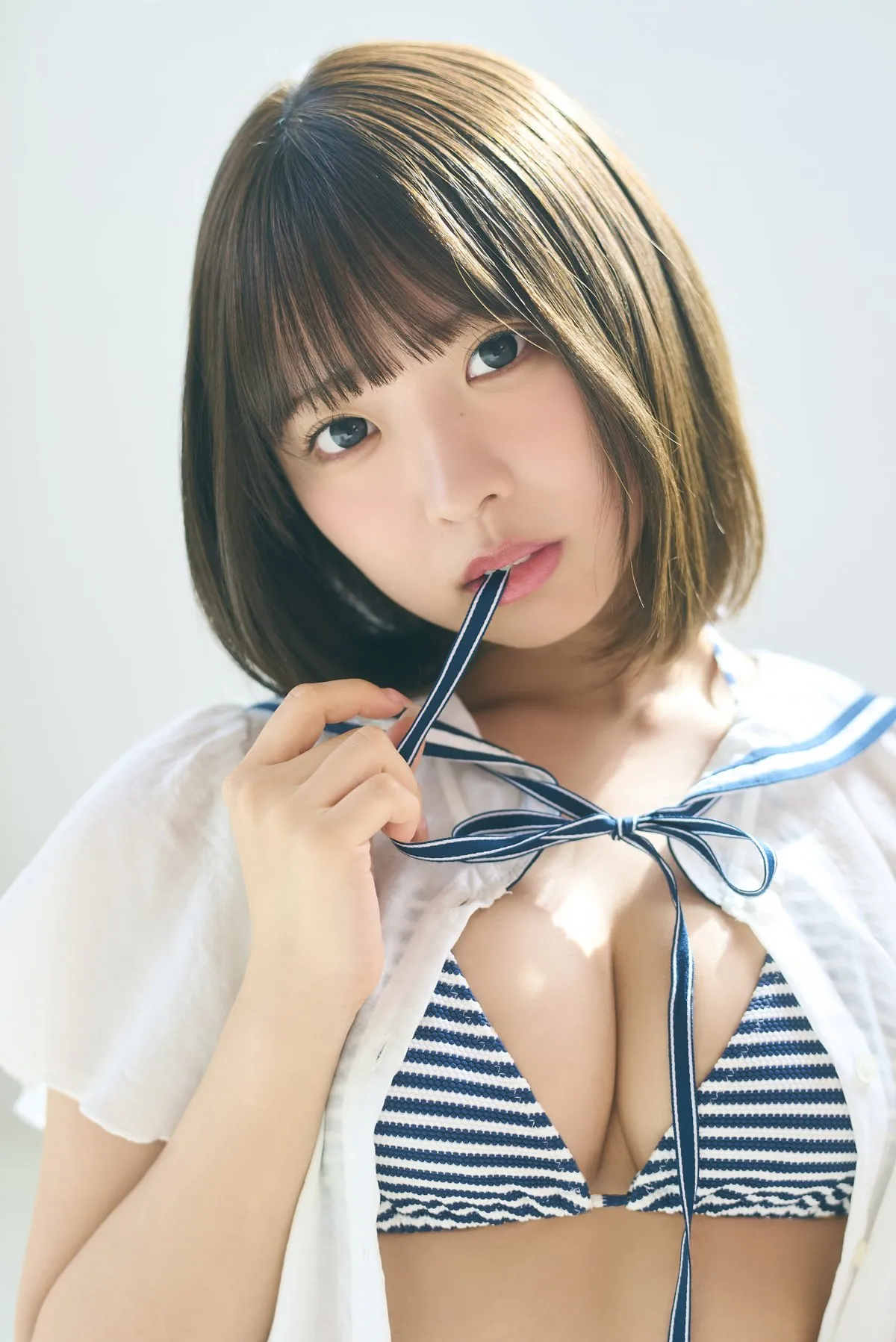 “SNSで注目”琴雛ひな、透明感あふれる水着姿　最新デジタル写真集が発売