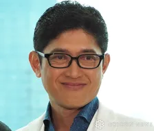 薬丸裕英、40年ぶりに再会した“元アイドル”と2ショット「懐かしい話で盛り上がり、話題の尽きない楽しいひととき」