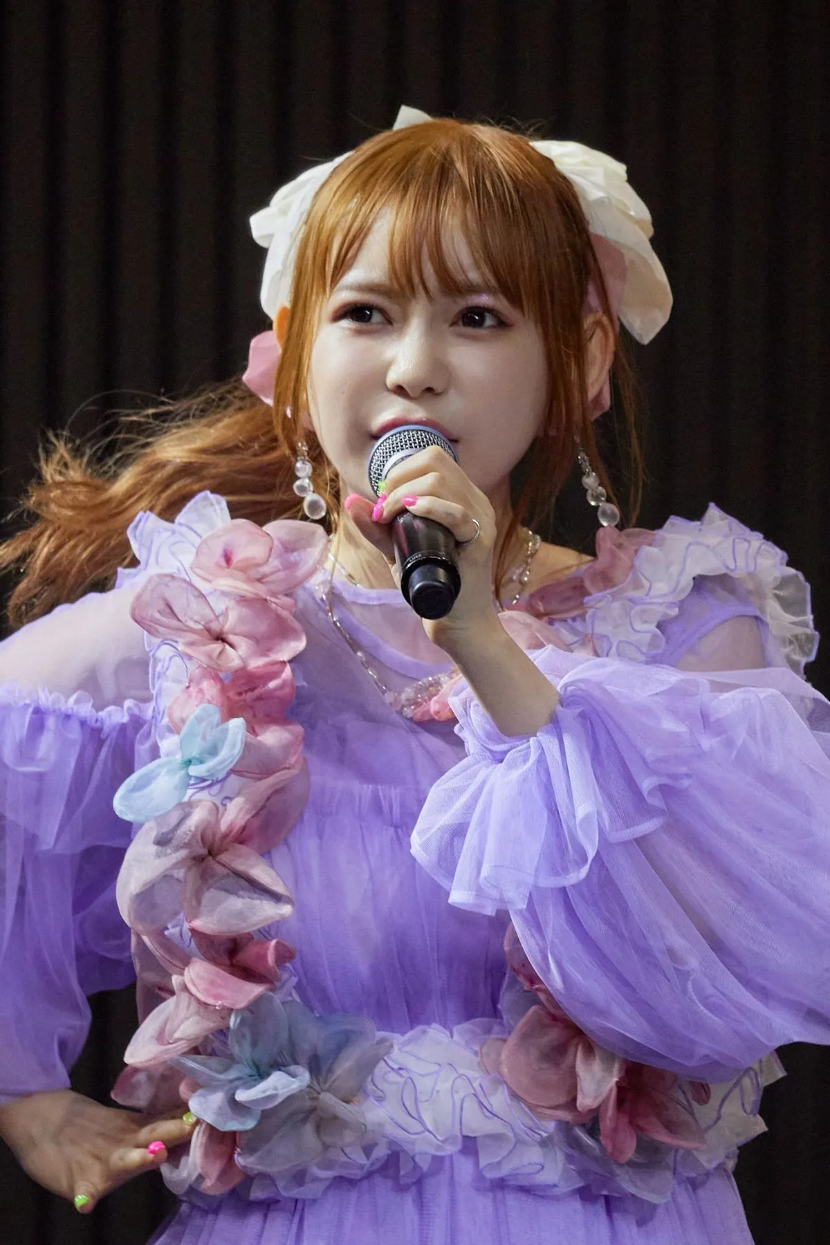 中川翔子、“雨女”ぶり健在？ 20周年記念イベントでまさかの雨「曇ってても逆にそれが隠し味になったよ！」
