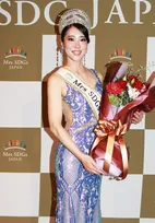身長166cm、北海道出身の43歳・赤間しのさん、ミセスSDGs2026グランプリを受賞「日本一の肩書きを持ち、全国に足を運んで子どもたちを支援したい」