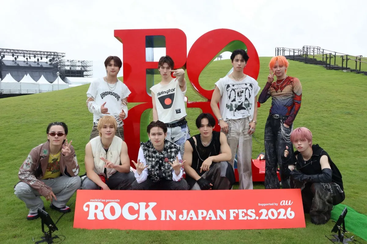 JO1、2年ぶり“ロッキン”カムバック　アニメ『東リベ』OP主題歌を特攻服で披露「日和ってるやついる？」