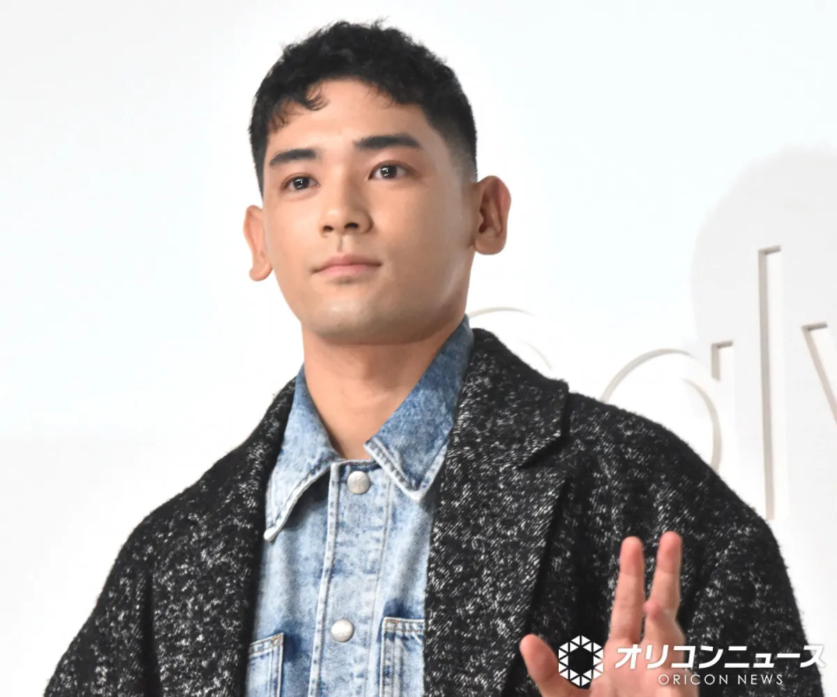UTA、妹・伽羅の誕生日を祝福「いい写真」「仲良し兄妹でほほ笑ましい」　両親は本木雅弘＆内田也哉子