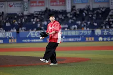 和田アキ子、ロッテ戦セレモニアルピッチ登板　たくさん練習も「投げた瞬間『あぁー』と思いました」