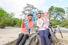 “自転車旅”MBS山崎香佳アナ＆CBC友廣南実アナ、“ついに”地上波初共演　「アジア大会」まつわるクイズ挑戦
