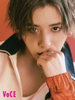 山田涼介、危うくも官能的なメイク披露　『VOCE』で「夜」のあれこれ語る