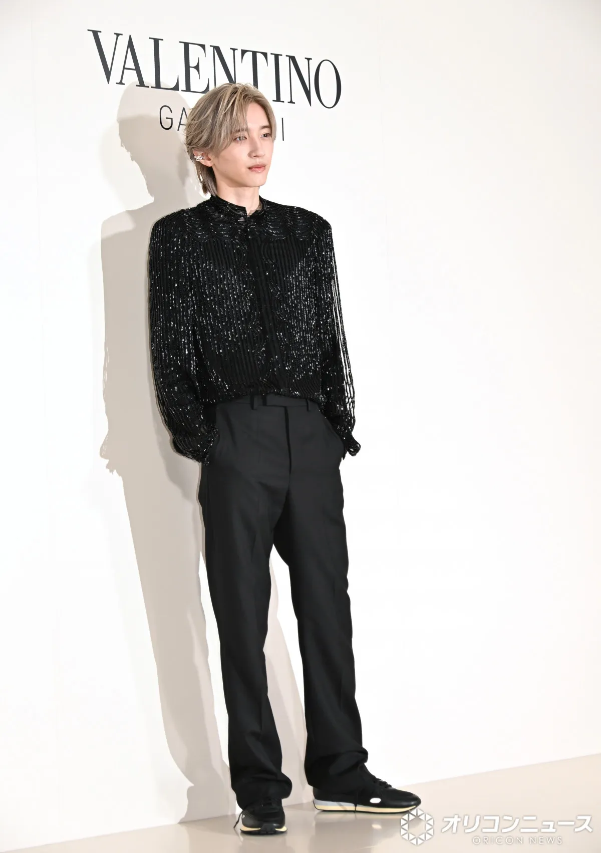 道枝駿佑、パリ・ルーブル美術館の隣のカフェを“行きつけ”に「細長いクロックムッシュをランチで食べるのが恒例に」