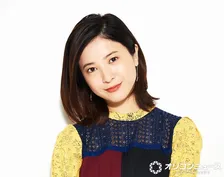吉高由里子「なんなの？」　約6年ぶりに再会した俳優に驚き、久々2ショットを公開「こんな神写真が無料」「激アツ！」