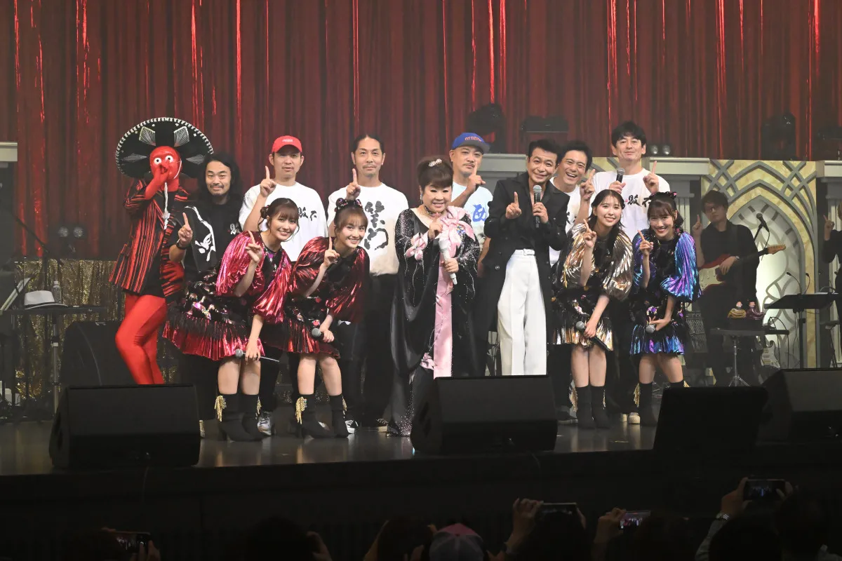 中山秀征、豪華メンバーと『ヒデライブ』開催　歌あり、ネタあり、笑いありの2時間【セットリストあり】
