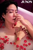 ドンデコルテ・小橋共作、笑顔封印→バラ風呂へ　色気大解放「“人見られシャワー”は斬新な体験でした」