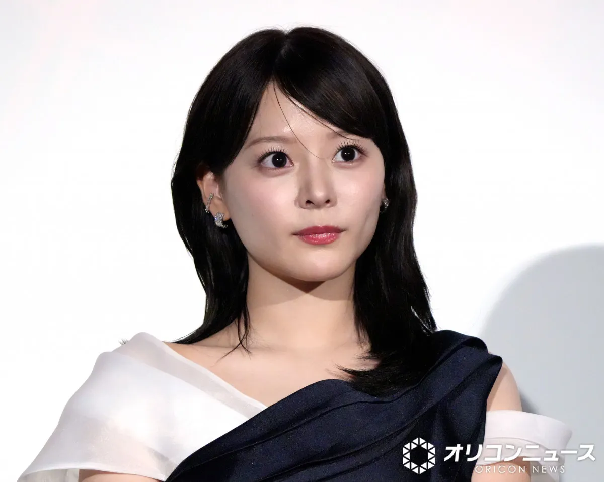 齊藤なぎさ、晴れやかドレス姿で『踊る大捜査線』新作の舞台あいさつ　現場の空気に感謝「フランクに話しかけてくださった」