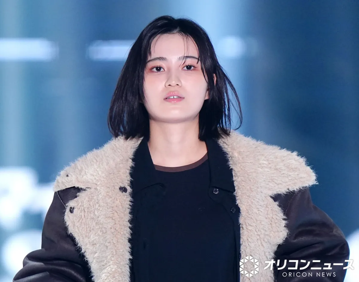 【TGC】櫻坂46・的野美青、印象ガラリなアンニュイヘア　異素材MIXファッションで魅力開拓