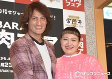 丸山桂里奈、3歳長女の七五三で記念撮影　夫・本並健治＆娘との家族ショット公開「かわいい」「お着物もよくお似合いです」
