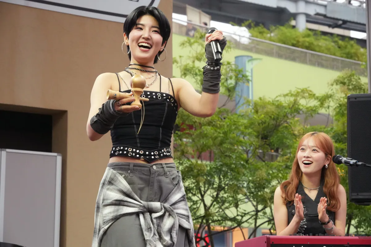 BEYOOOOONDS・小林萌花＆小島はな、特技を披露「テレ東ウェルビーイングってなんだ？パーク」