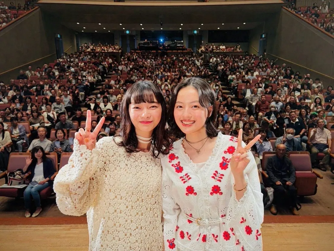 『風、薫る』最後のイベント　見上愛、涙ぐむ　上坂樹里と栃木でファンに感謝「最後まで見守って」