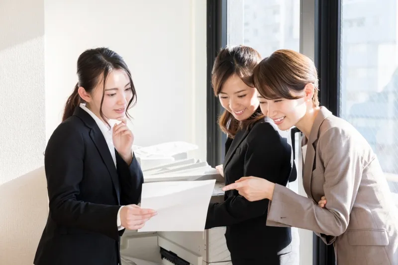 昨日の敵が今日は味方？ 男性が知っておくべき「女の人間関係」