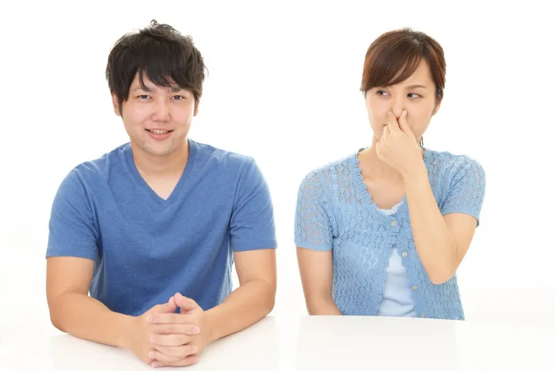 加齢臭の感じ方は付き合いとともに変化する！？加齢臭はサヨナラと共に