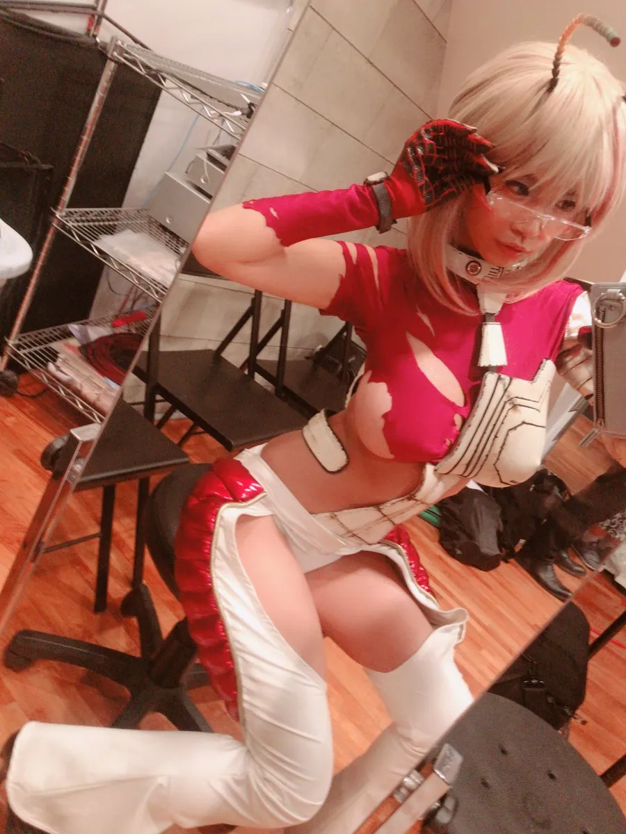 菜乃花、テラフォーマーズの高クオリティコスプレ！それよりも下乳に目...