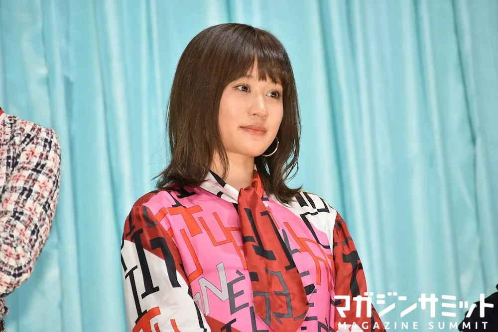 結婚指輪キラリの前田敦子、憧れの大女優との初共演に「完全にファン目線」