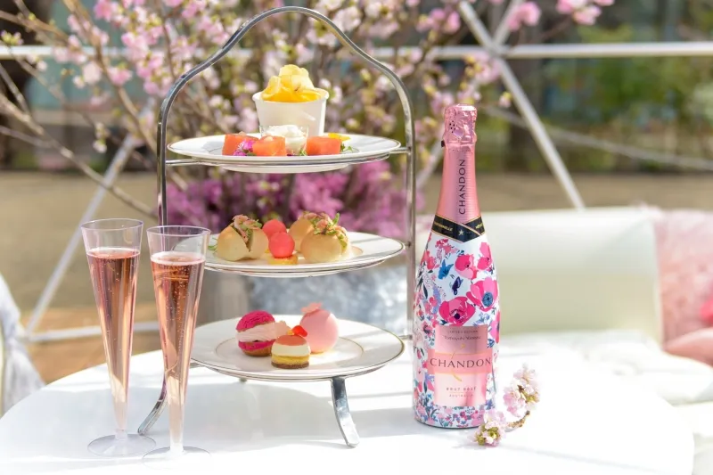 東京ミッドタウンにお花見スポット「CHANDON Blossom Lounge」がオープ...