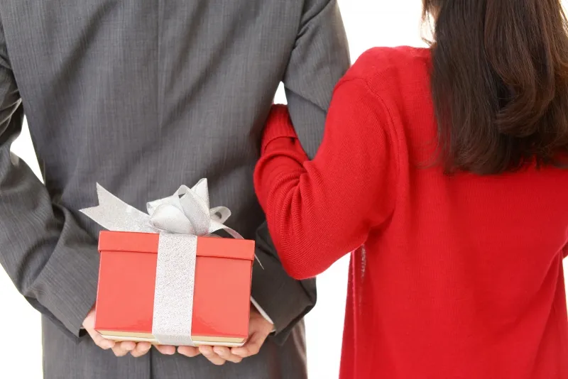 金欠時の救世主！メルカリで買う彼女へのおすすめのプレゼント
