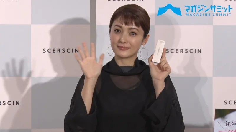 新婚ホヤホヤ・平山あや 笑顔で美容について語る