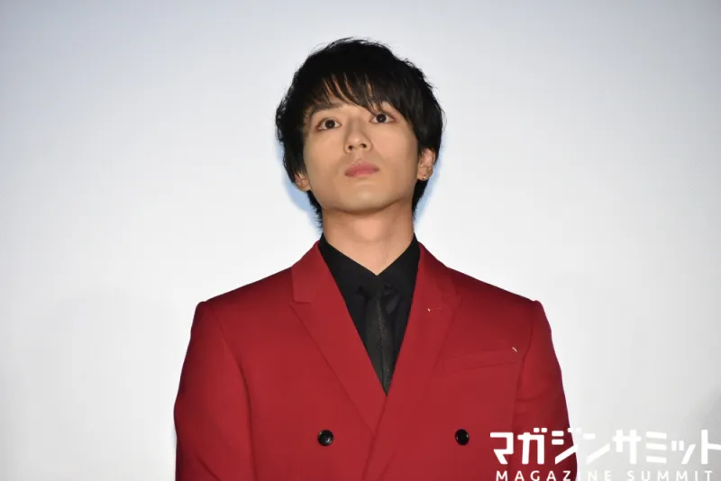 超人気俳優の新田真剣佑、誰も話してくれず目も合わせてくれず「ちょっ...