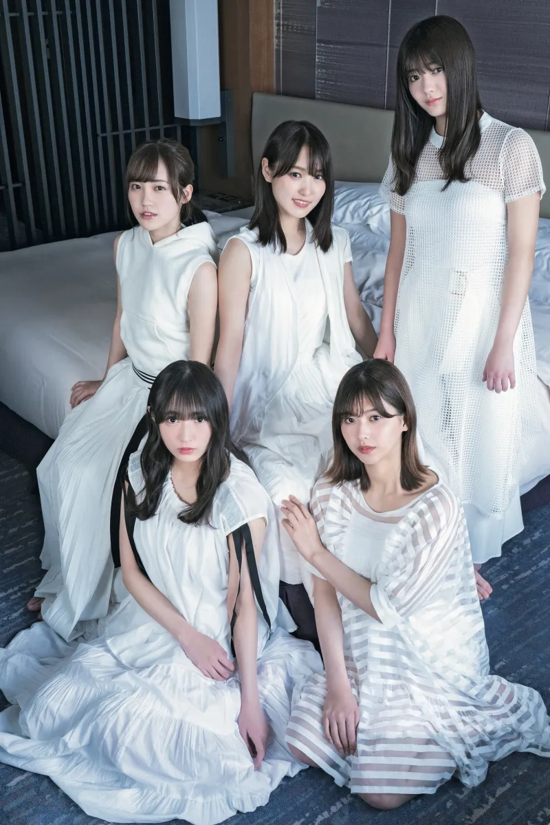雑誌「B.L.T.」で欅坂46を大特集！50ページのボリュームでメンバー15人...