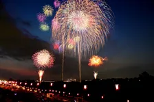 全国の花火大会・夏祭りベスト10発表！早めの予約が必要な理由って？