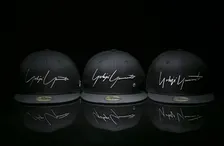 【激アツ】ヨウジヤマモト×ニューエラ、最新コラボ 3種のクラシックロゴシリーズが登場