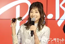 男性諸君必見！デートに行くならこのサングラス！告白するなら…伊藤千晃がレクチャー